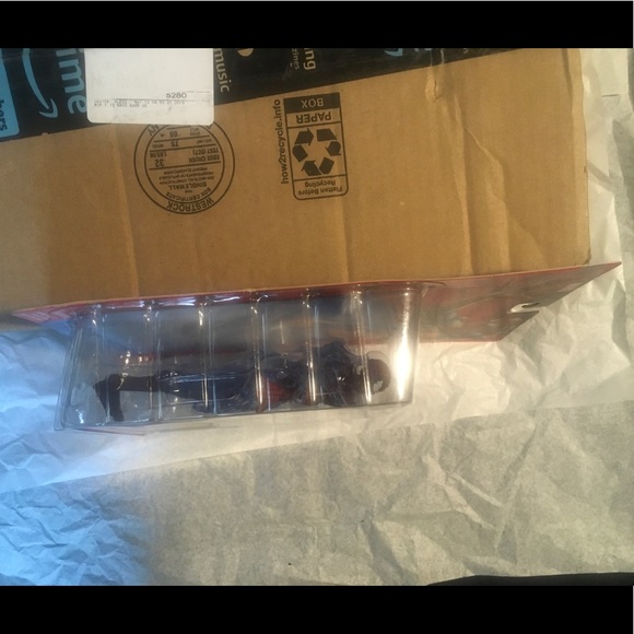 NEW Toybiz Web Climbing Spiderman Action Figure - Picture 4 of 7